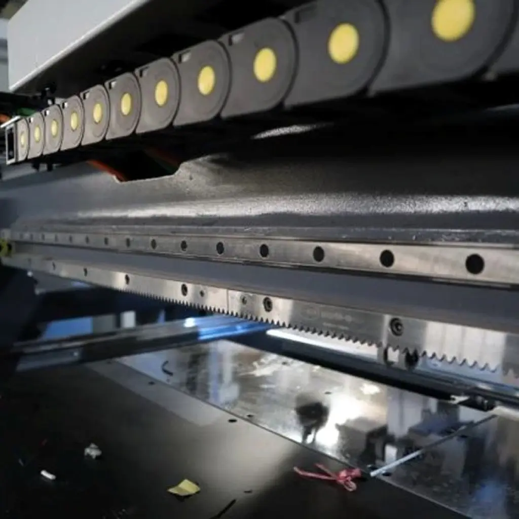 CNC-drilling-center-(six-sided-drilling)-HB621J--.webp
